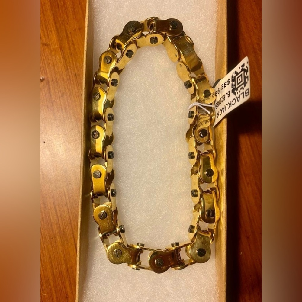 Mens Gold And Black
Stainless Steel Link
Bracelet (Blackjack Jewelry)